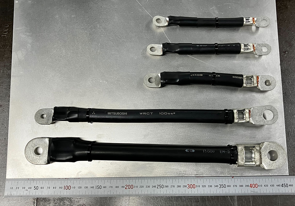 端子圧着サンプル（両端に端子圧着、片方に収縮加工）